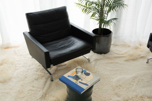 PK31™ lounge chair by Poul Kjærholm for Fritz Hansen