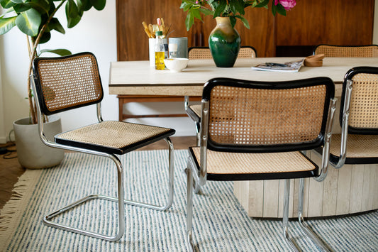 Vier Marcel Breuer Cesca stoelen voor Knoll