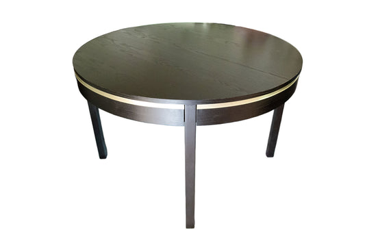 Black extendable table