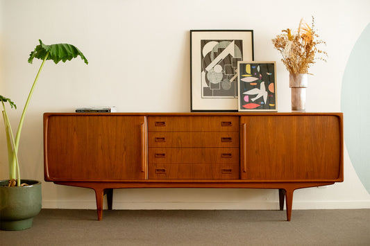 Elegant Danish sideboard in rosewood