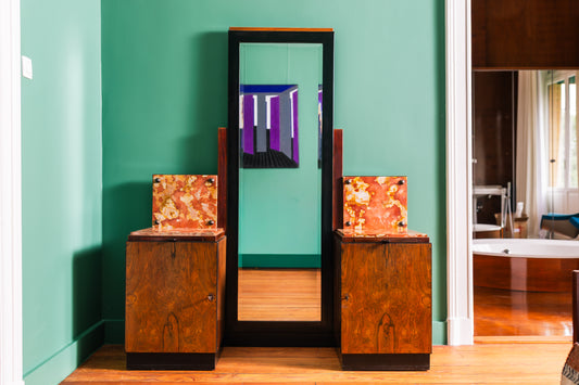 Chambre à coucher Art déco en placage de loupe, vers les années 1930
