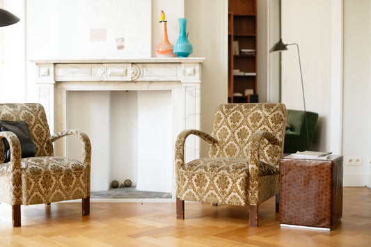 Duo of club chairs with Louis XIV-upholstery