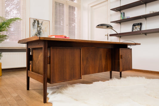 Bureau de direction en palissandre signé Arne Vodder pour Sibast