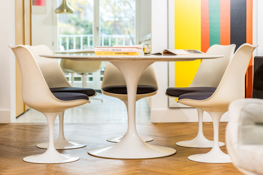 Tulip dining table with marble top by Eero Saarinen for Knoll, 1960